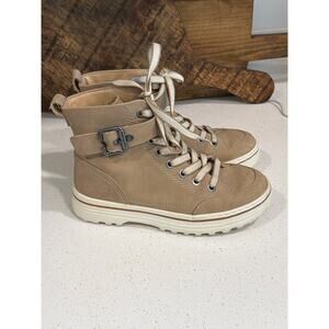 Cliffs by White Mountain size 7 Gordon beige Lace-Up Boots